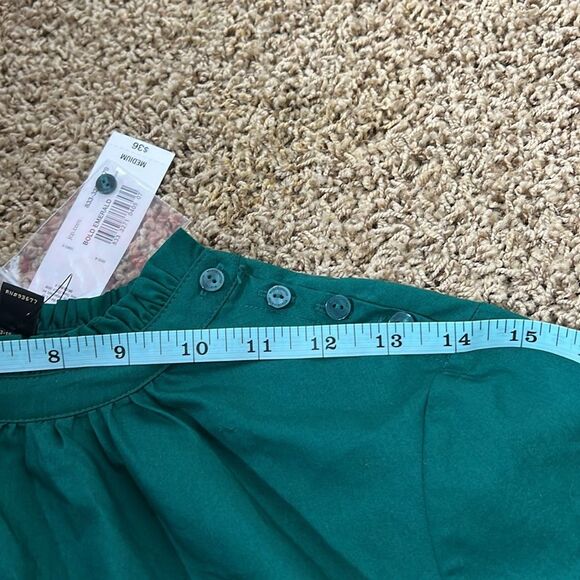 NWT Worthington women’s blouse with puffy sleeves Size Medium Dark Green Holiday - Picture 5 of 11